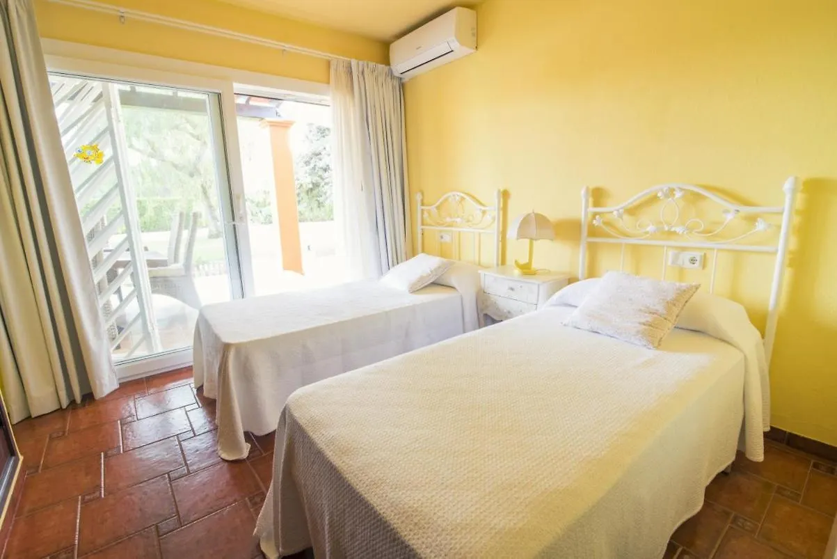 Villa Ca Na Lucia San José 0*,